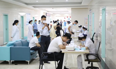 河南圣德醫(yī)院圓滿完成信陽市“兩會(huì)”人員核酸檢測任務(wù)