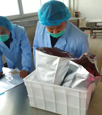 檢驗(yàn)檢疫服務(wù)賦能自貿(mào)區(qū)食品企業(yè)，助力中國年貨香飄海外餐桌