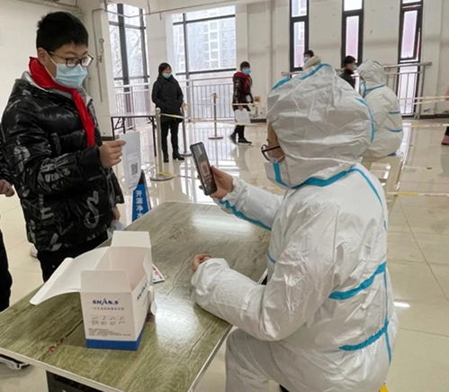 登封教育人全力服務(wù)，核酸檢測平穩(wěn)有序高效開展